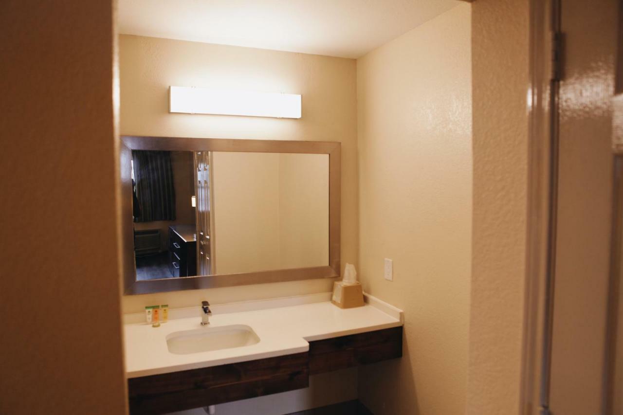 All Seasons Inn & Suites Memphis Exteriör bild