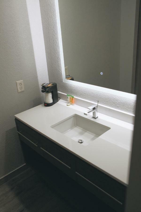 All Seasons Inn & Suites Memphis Exteriör bild